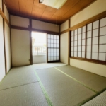 (寝室) (寝室)